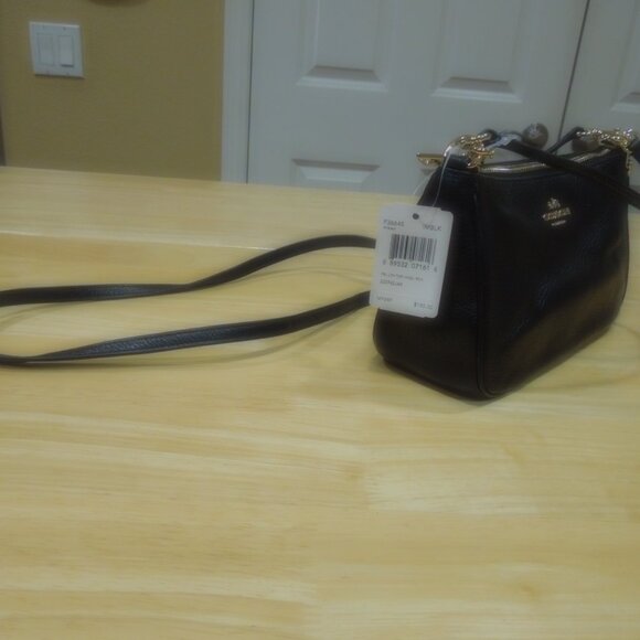 Coach NWT Black Leather - Picture 3 of 3